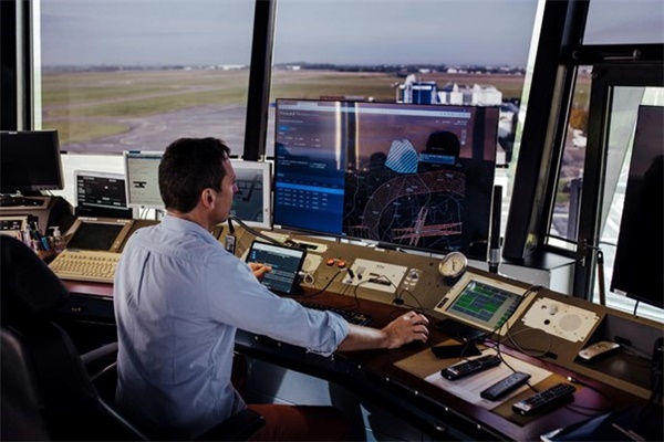 法国里尔和雷恩机场采用泰雷兹TopSky UAS进行无人机空中交通管理